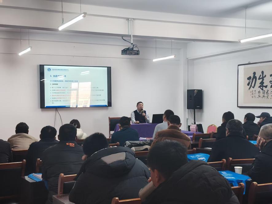 送教下乡暖匠心 育训协同助振兴